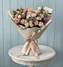 Букет цветов из:  Розы и Лизиантусы в Будогощь