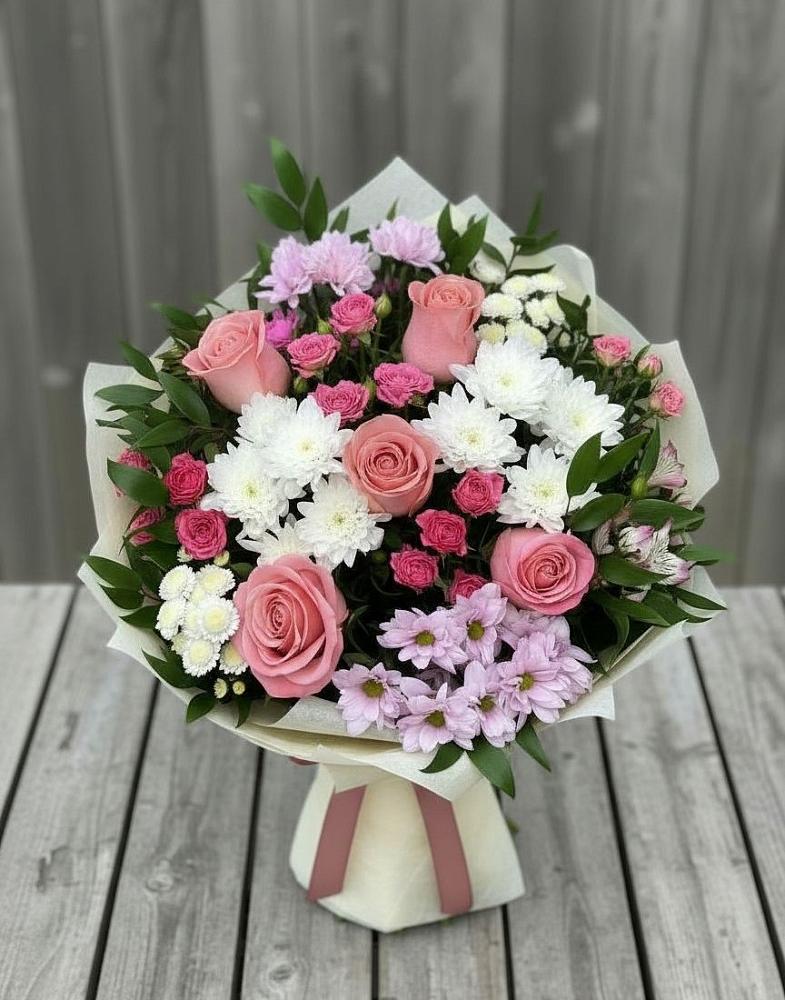 Букет цветов из: Альстромерии, Гвоздики, Розы и Хризантемы в Будогощь