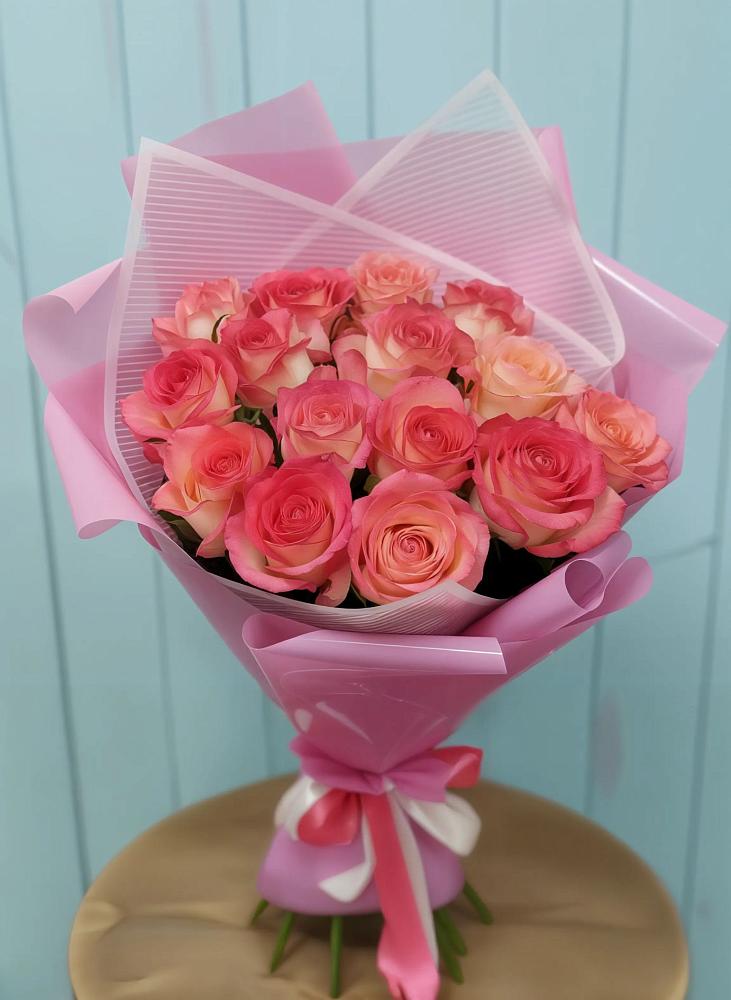 Букет 15 Розовых роз Равель в Будогощь