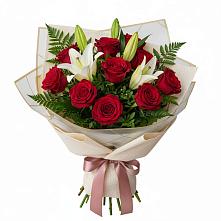 Букет цветов из:  Лилии и Розы в Будогощь