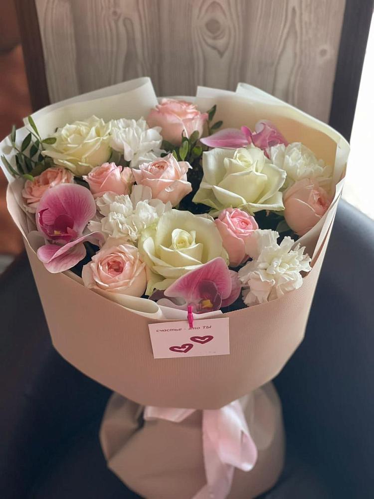 Букет цветов из: Орхидеи, Розы и Гвоздики в Будогощь