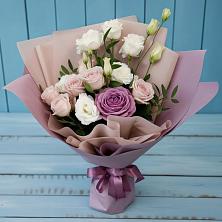 Букет цветов из:  Розы и Лизиантусы в Будогощь