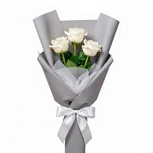 Букет 3 белые розы в Будогощь