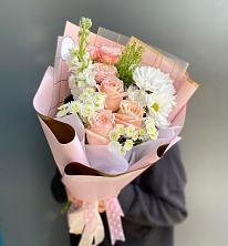 Букет цветов из:  Хризантемы и Розы в Будогощь