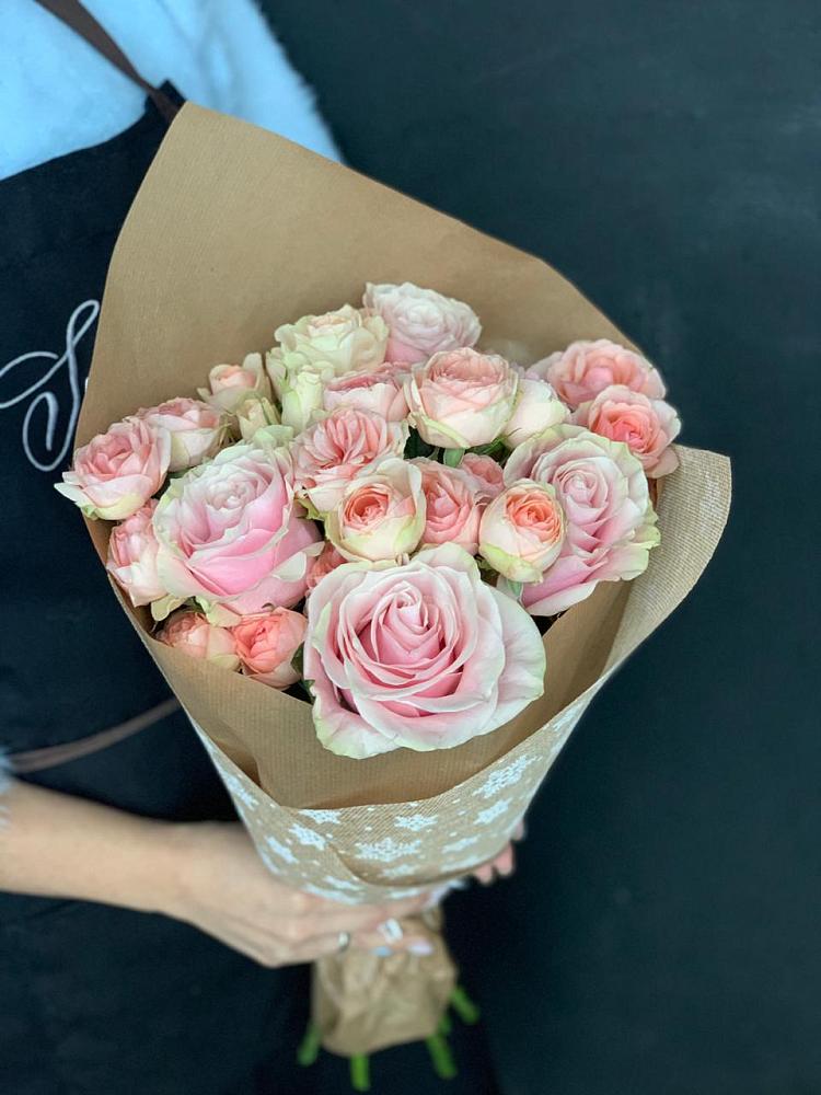 Букет цветов из: Хризантемы и Розы в Будогощь