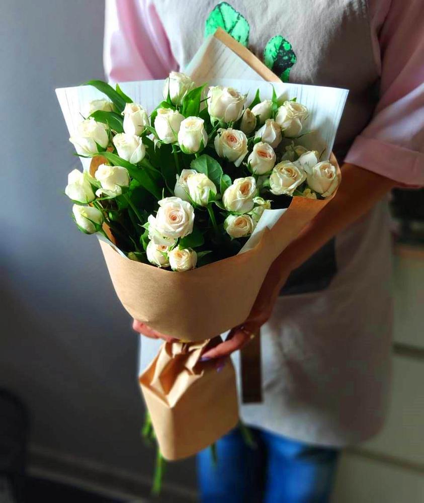 Букет цветов из: Розы в Будогощь