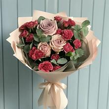 Букет цветов из:  Гвоздики и Розы в Будогощь