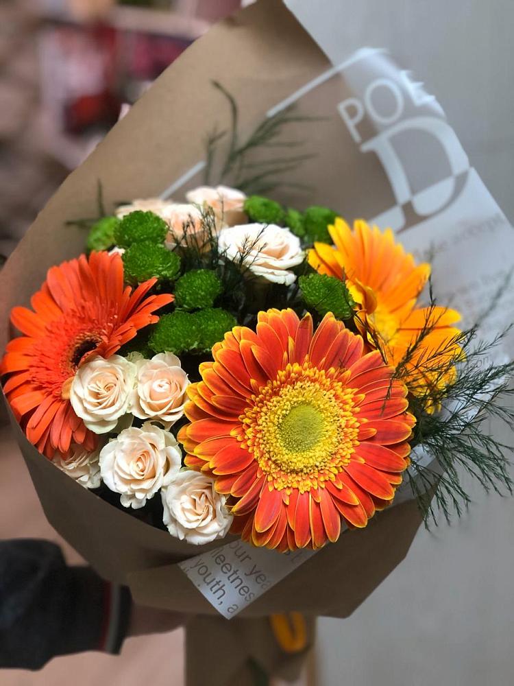 Букет цветов из: Герберы, Хризантемы и Розы в Будогощь